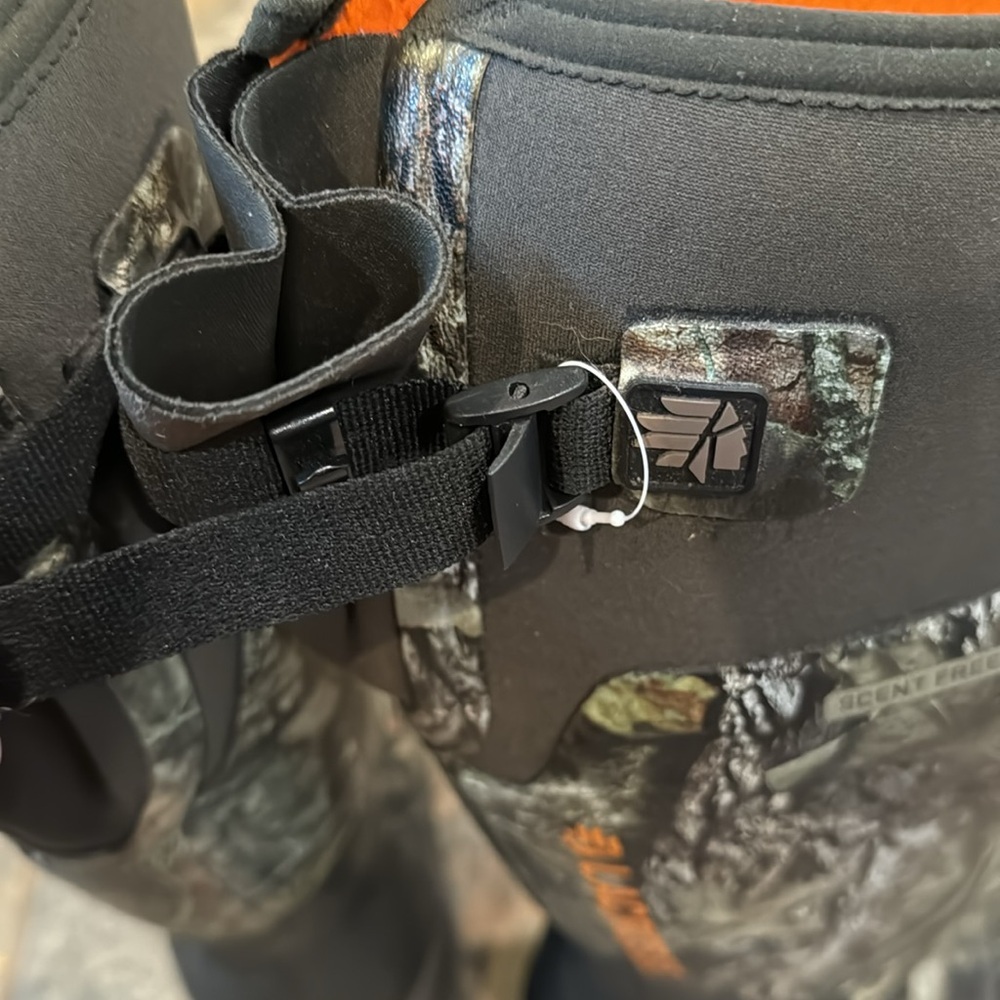 Men's Lacrosse Insulated 800G Alphaburly Pro Boots, 18" - Picture 12 of 15